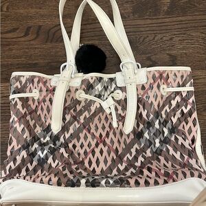 Stylish authentic Burberry Women's Tote Bag